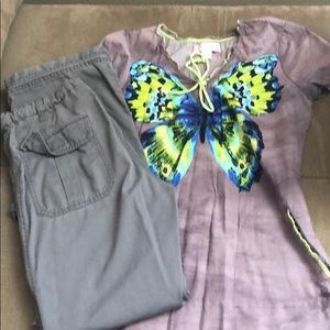 Koi Scrubs Set (gray)